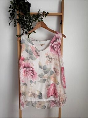 Prontomoda Giusy  Sleeveless Floral Layered  Top - Pink  White Floral Size L